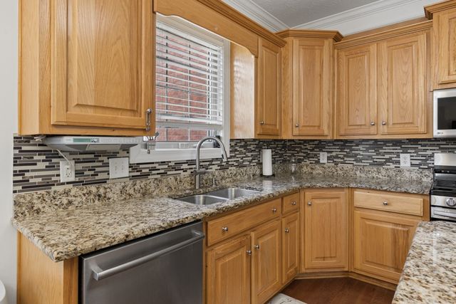 145 N Wynridge Way, Goodlettsville, TN 37072