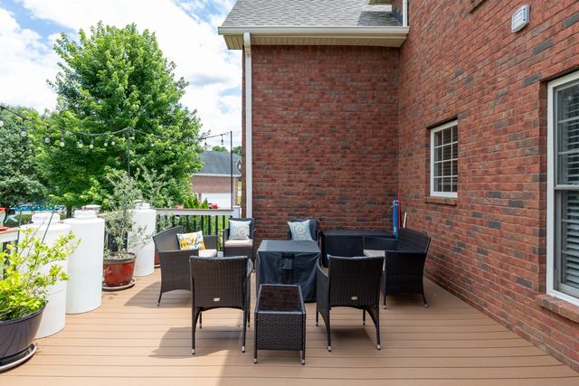 145 N Wynridge Way, Goodlettsville, TN 37072
