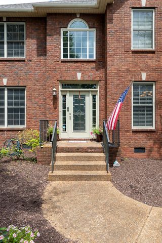 145 N Wynridge Way, Goodlettsville, TN 37072