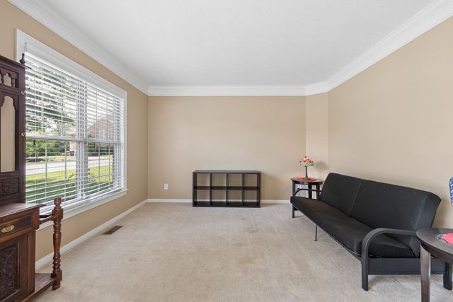 145 N Wynridge Way, Goodlettsville, TN 37072