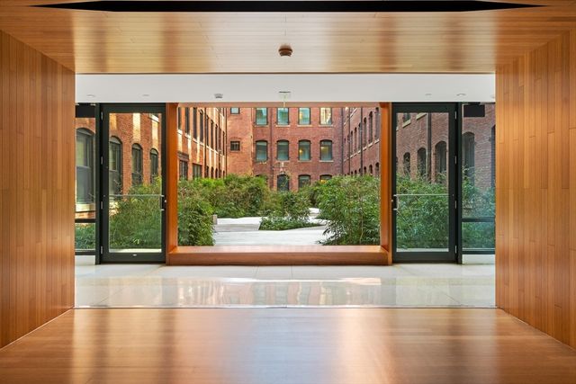 141 Dorchester Ave 910, Boston, MA 02127