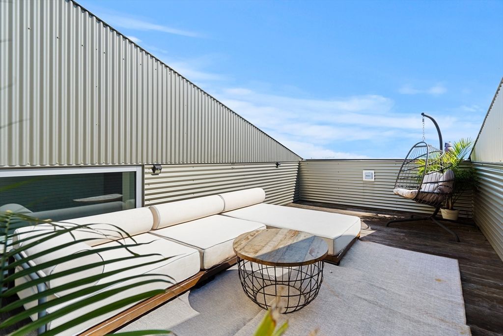 141 Dorchester Ave 910, Boston, MA 02127