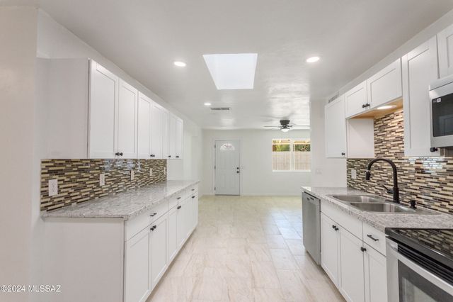 4029 E Fort Lowell Road, Tucson, AZ 85712