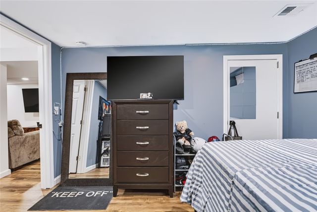 27 Kalmer Road, Warwick, RI 02886