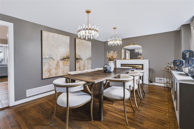 27 Kalmer Road, Warwick, RI 02886