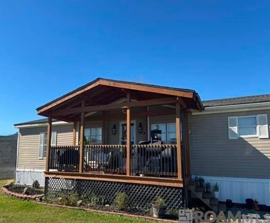 32245 Lockslie Dr, Denham Springs, LA 70706