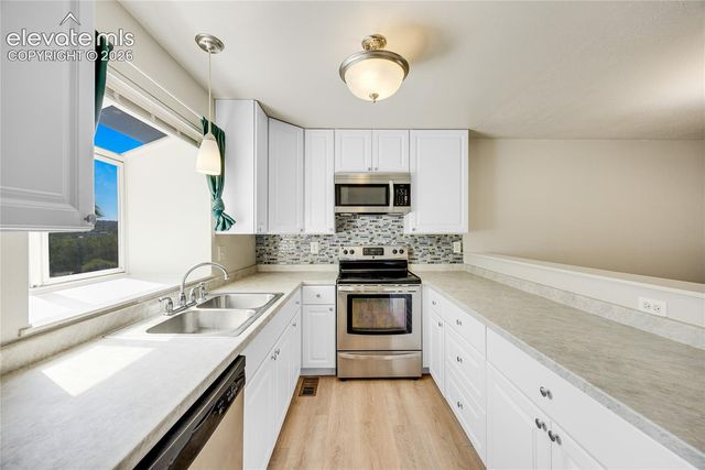 457 Rolling Hills Drive, Colorado Springs, CO 80919