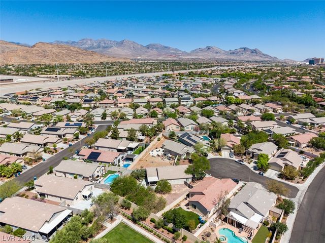10925 Fog Hollow Court, Las Vegas, NV 89135
