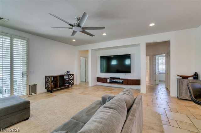 10925 Fog Hollow Court, Las Vegas, NV 89135