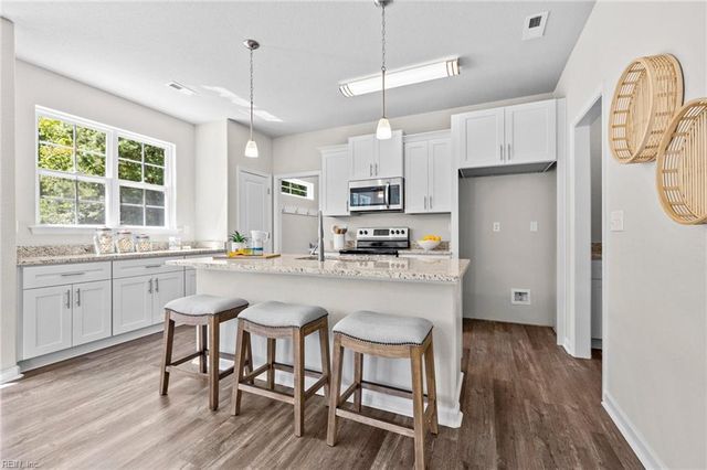 208 Apple CT, Elizabeth City, NC 27909