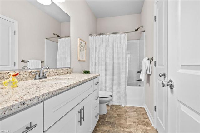 208 Apple CT, Elizabeth City, NC 27909