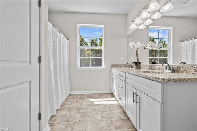 208 Apple CT, Elizabeth City, NC 27909