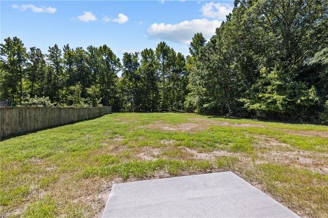 208 Apple CT, Elizabeth City, NC 27909