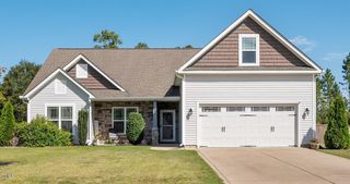 330 Avery Pond Drive, Fuquay Varina, NC 27526