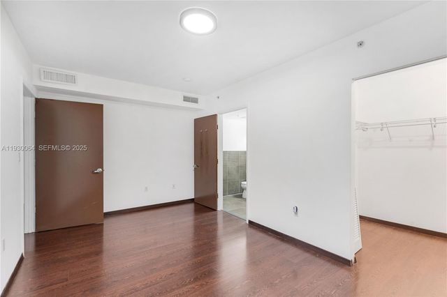 435 21st St 212, Miami Beach, FL 33139