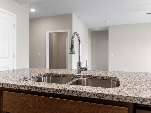 2104 Crestview Place, Raymore, MO 64083