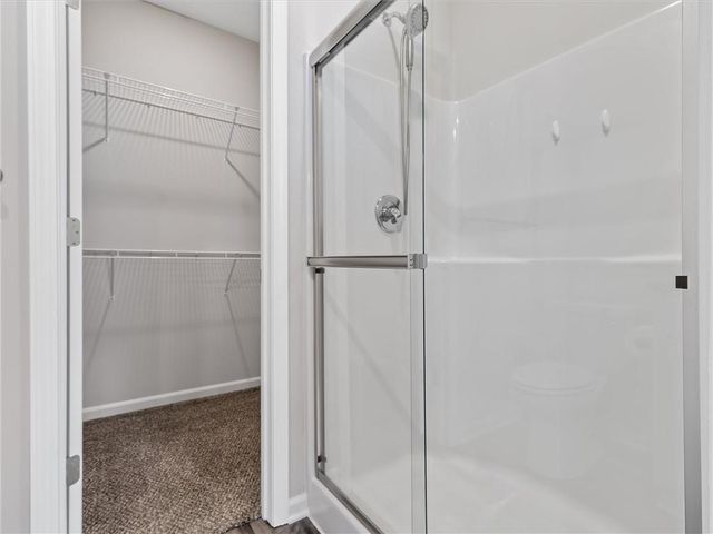2104 Crestview Place, Raymore, MO 64083