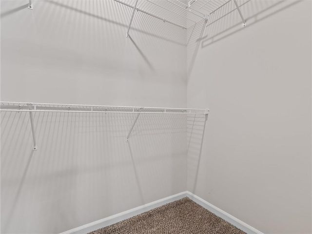 2104 Crestview Place, Raymore, MO 64083