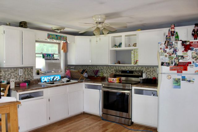 8 Howard George Ct, Salisbury, MA 01952