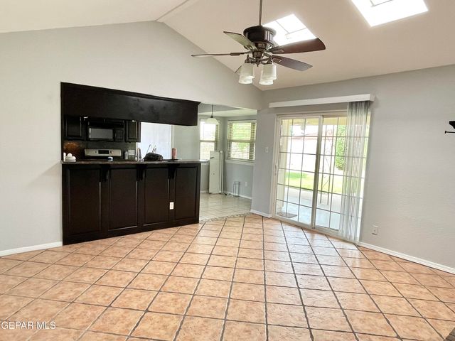 11417 REX BAXTER Drive, El Paso, TX 79936