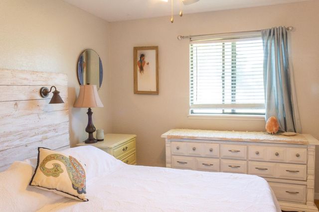 2747 Maple St, Sutter, CA 95982