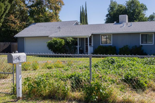 2747 Maple St, Sutter, CA 95982