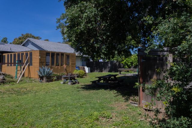 2747 Maple St, Sutter, CA 95982