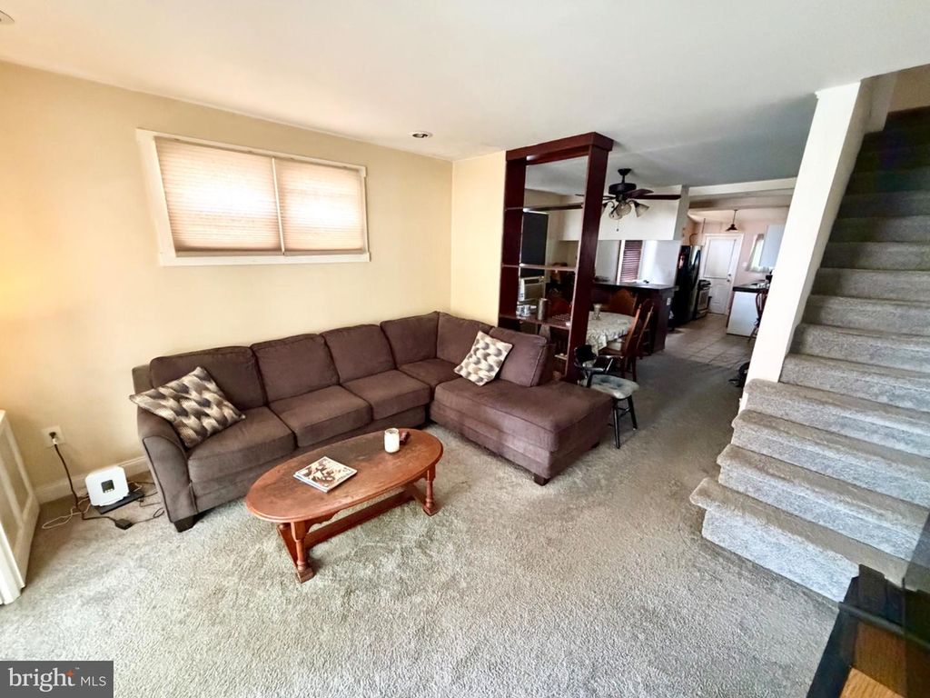 7415 WHITAKER AVE, PHILADELPHIA, PA 19111 — photo 2