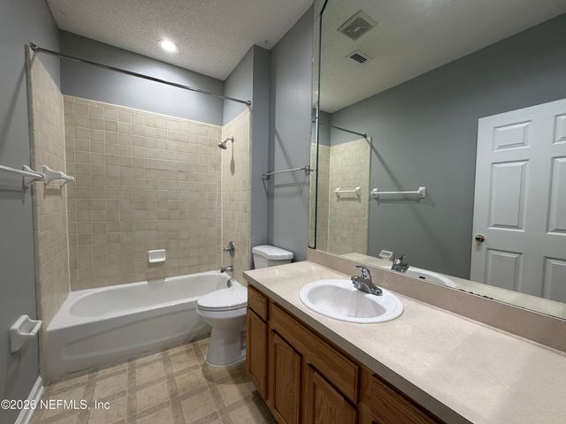 3041 SOUTHHALL Court, Orange Park, FL 32065