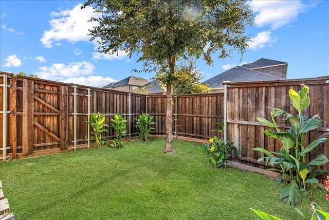 2145 Barx Drive, Little Elm, TX 75068