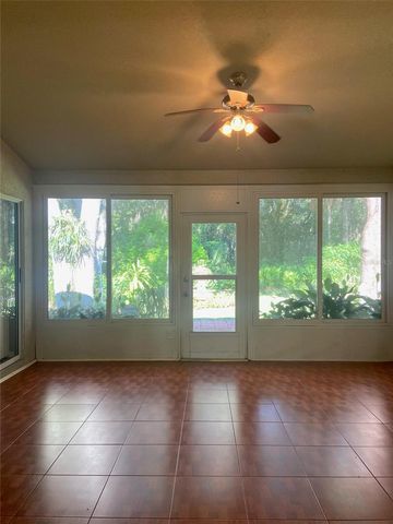 10542 SAN TRAVASO DRIVE, Tampa, FL 33647