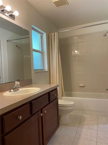 10542 SAN TRAVASO DRIVE, Tampa, FL 33647