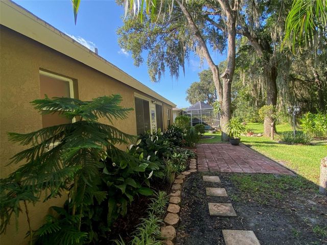 10542 SAN TRAVASO DRIVE, Tampa, FL 33647