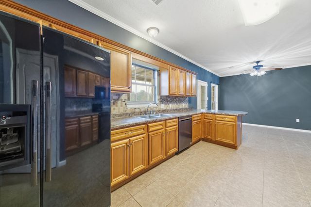 63 Vilsonia Way, Vilonia, AR 72173