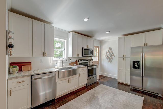 128 Paul Drive, Summerville, SC 29483