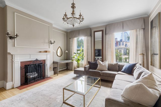 295 Marlborough St 3, Boston, MA 02116