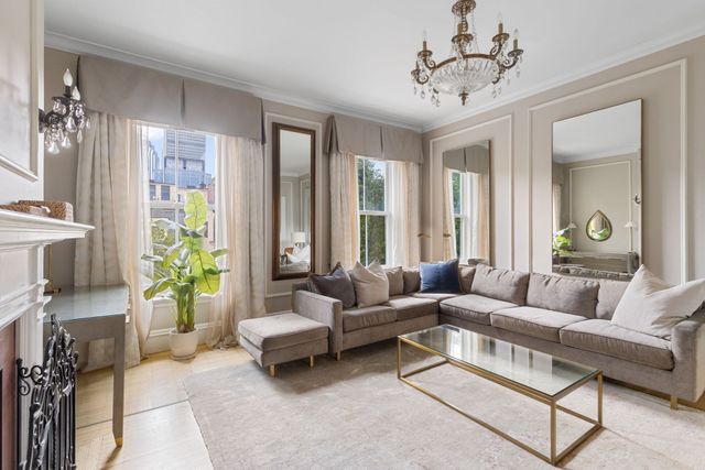 295 Marlborough St 3, Boston, MA 02116