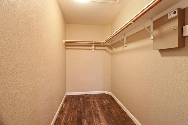 2416 S Fresno Ave, Stockton, CA 95206
