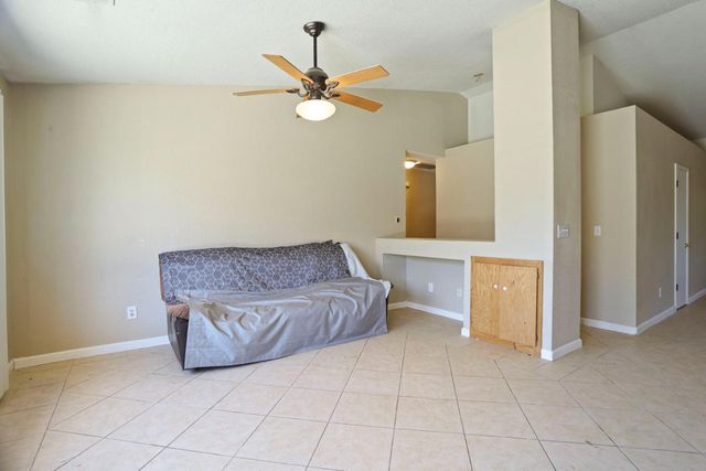 2416 S Fresno Ave, Stockton, CA 95206