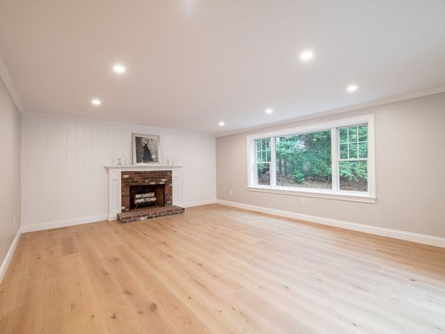 10 Penstock Ln, Marshfield, MA 02050