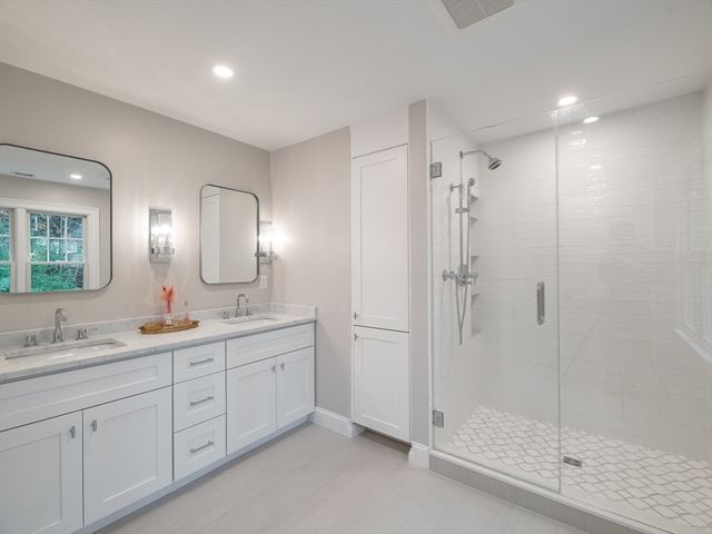 10 Penstock Ln, Marshfield, MA 02050