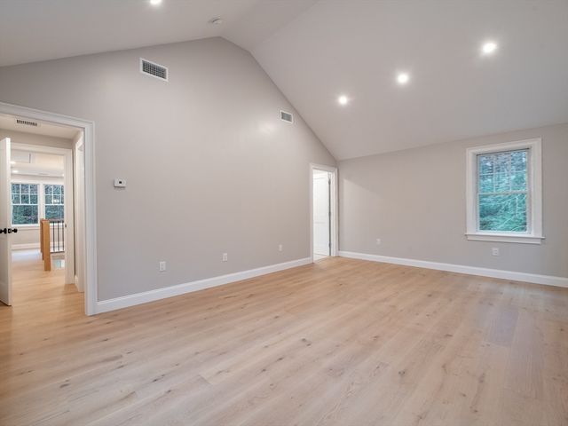 10 Penstock Ln, Marshfield, MA 02050