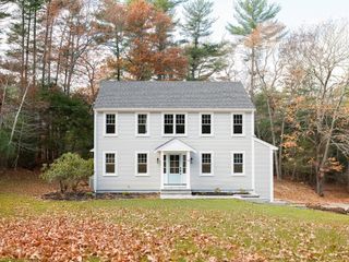 10 Penstock Ln, Marshfield, MA 02050