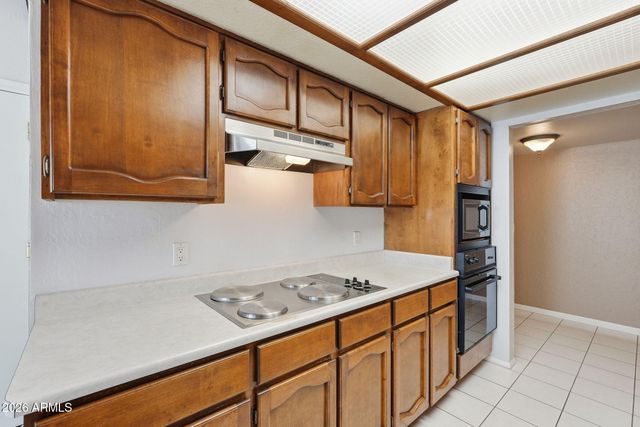 653 E BATES Street, Mesa, AZ 85203