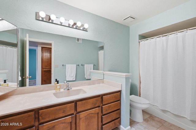 653 E BATES Street, Mesa, AZ 85203