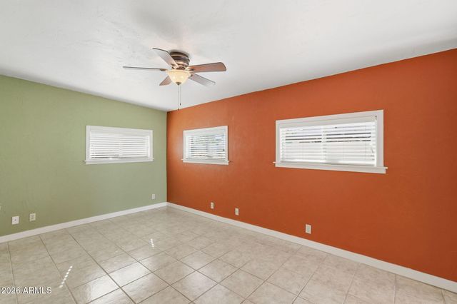 653 E BATES Street, Mesa, AZ 85203