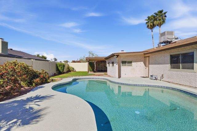 653 E BATES Street, Mesa, AZ 85203