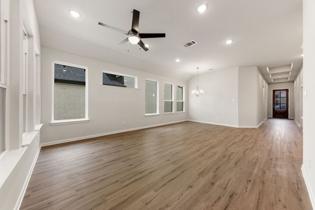 1907 Mitchell Drive, Van Alstyne, TX 75495