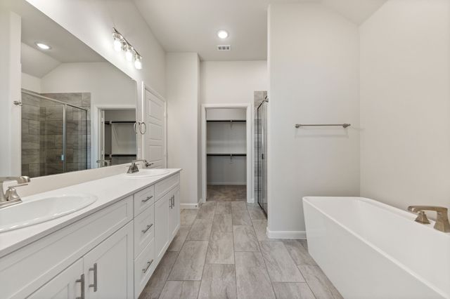 1907 Mitchell Drive, Van Alstyne, TX 75495