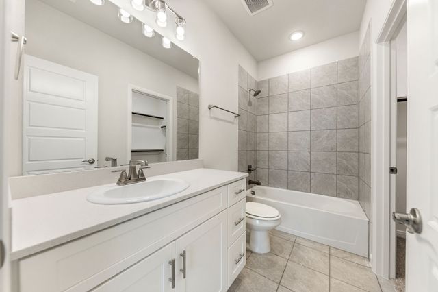 1907 Mitchell Drive, Van Alstyne, TX 75495